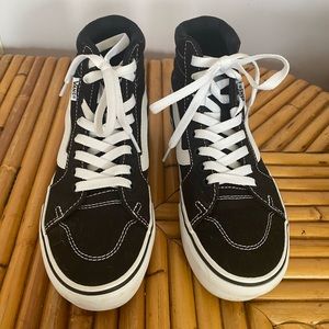 Vans Filmore Hi Platform.
